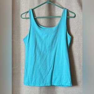 Bay Studio•fitted scoop-neck tank top w/shelf bra•medium•cotton blend•aqua blue